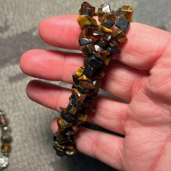 Set of two brown colored beaded bracelets - Picture 5 of 7